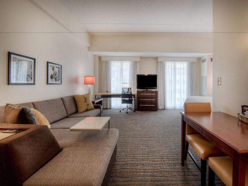 Residence Inn Charlotte Uptown image