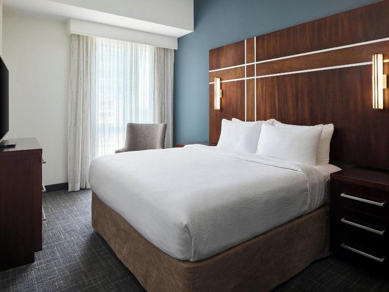 Residence Inn Charlotte Uptown image