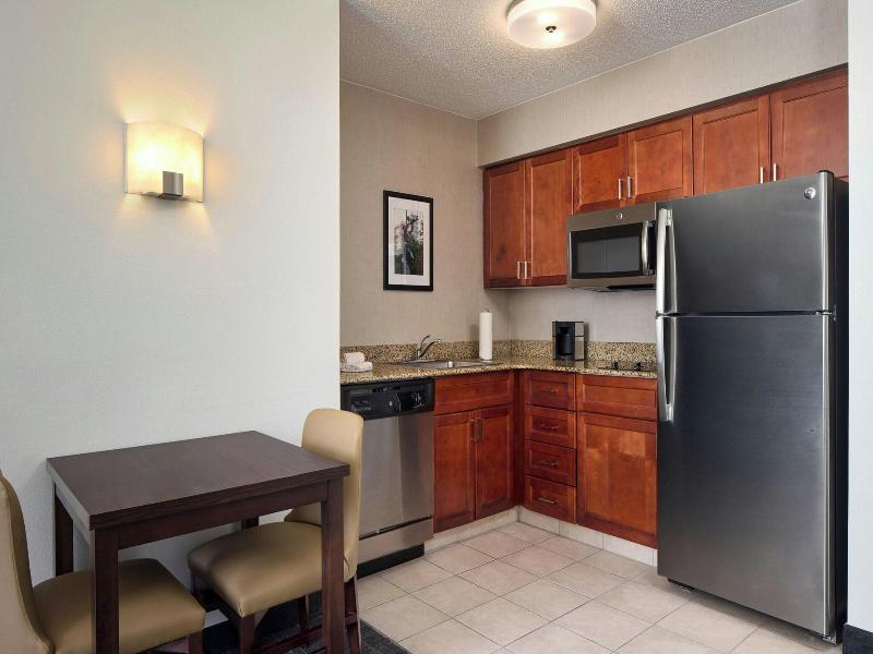 Residence Inn Charlotte Uptown image