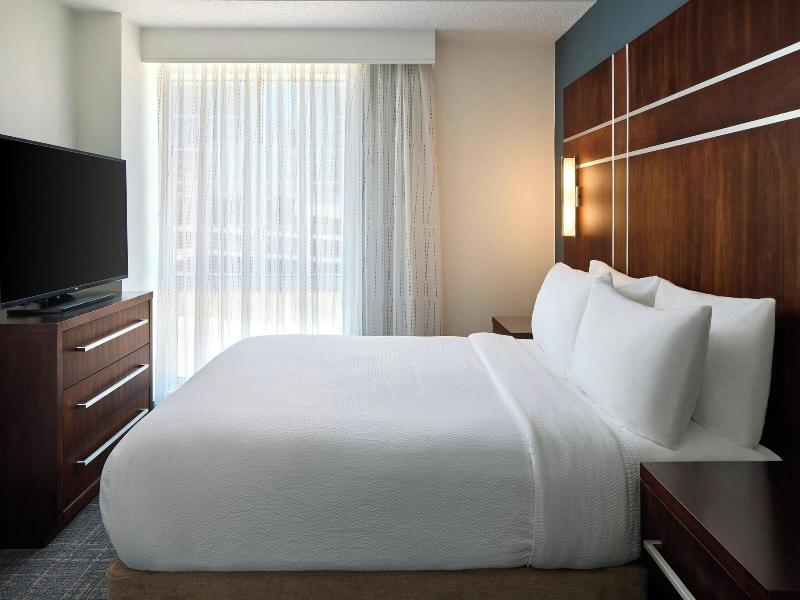 Residence Inn Charlotte Uptown image