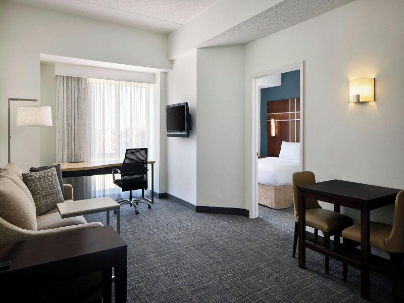 Residence Inn Charlotte Uptown image