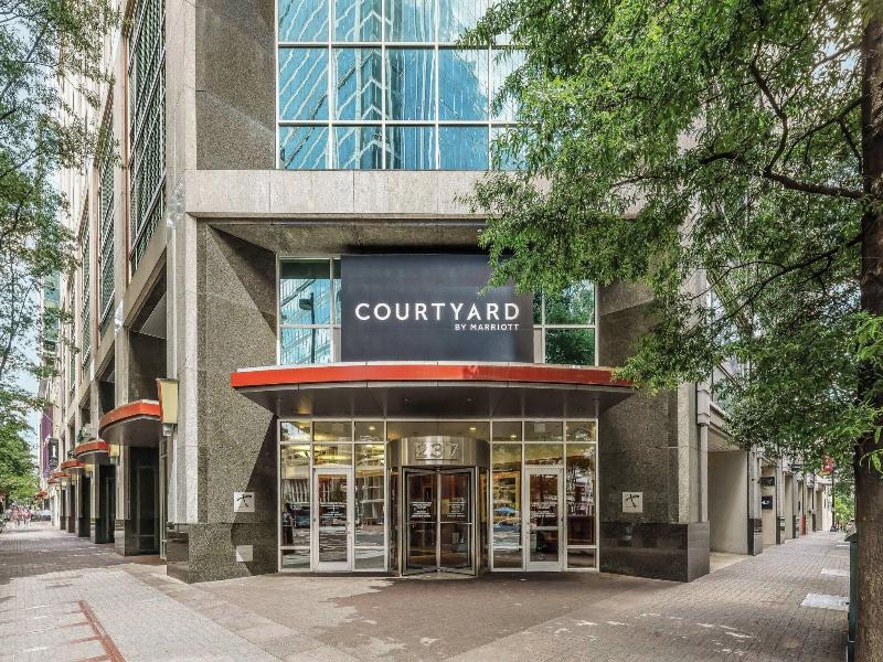 Courtyard Charlotte City Center image