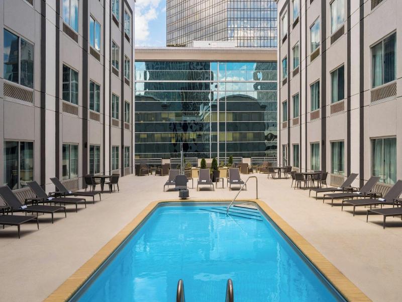 Courtyard Charlotte City Center image