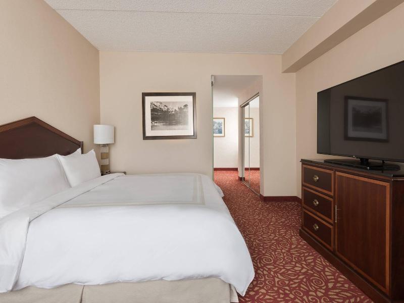Columbus Airport Marriott image