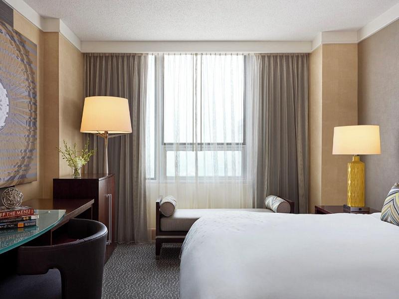 Renaissance Columbus Downtown Hotel image