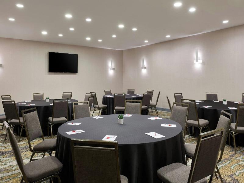 Columbus Marriott Northwest image