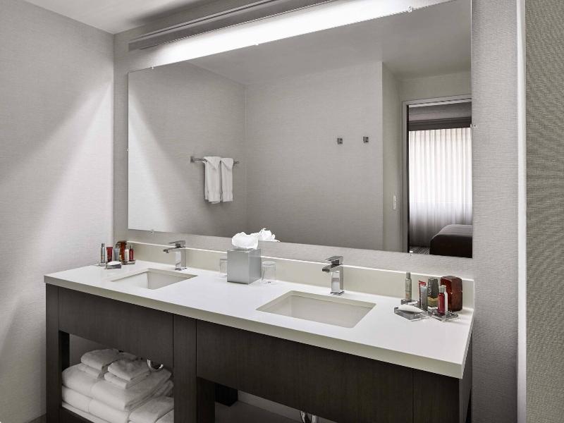 Columbus Marriott Northwest image