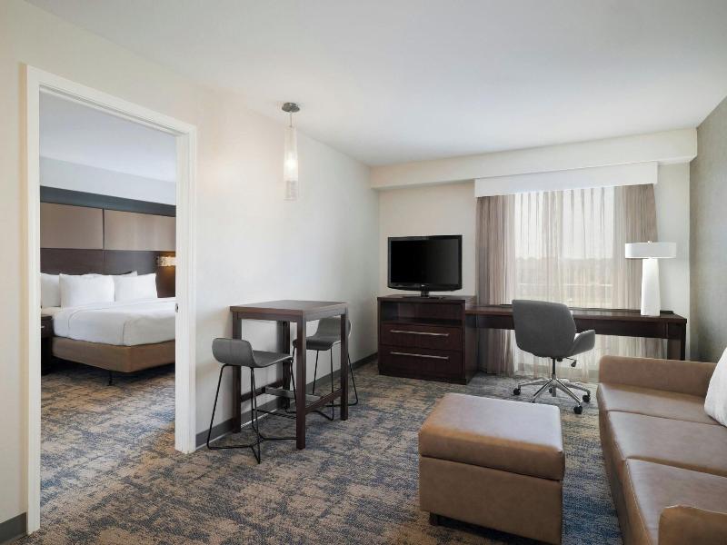 Suite, 1 Bedroom (1 King Bed and 1 Double Sofa Bed)