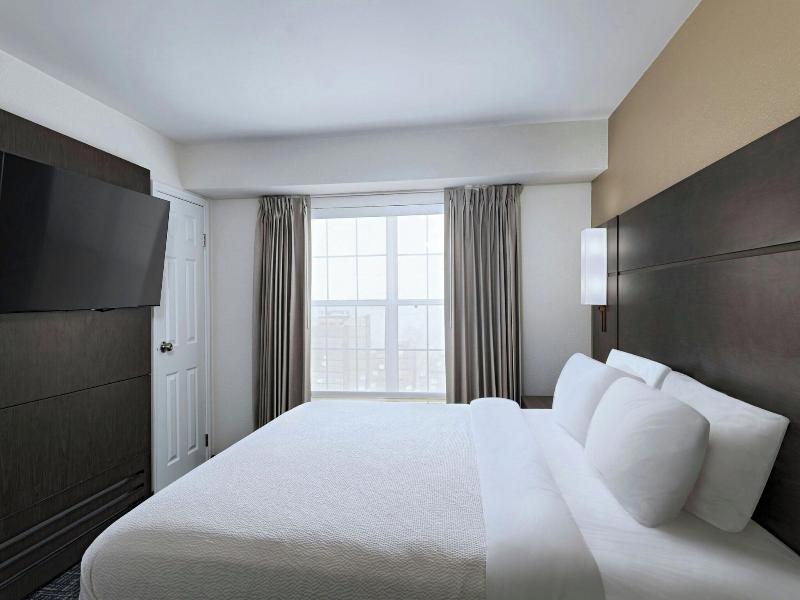 SUITE KING BED ONE BEDROOM