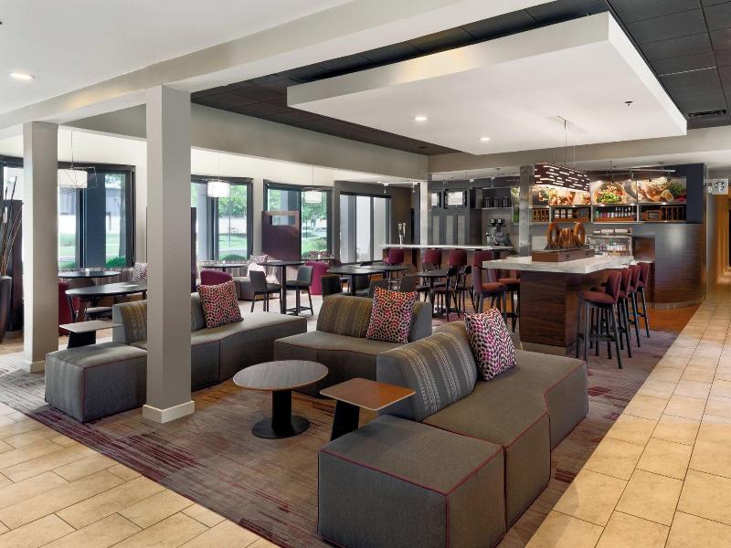Courtyard Cincinnati Blue Ash image