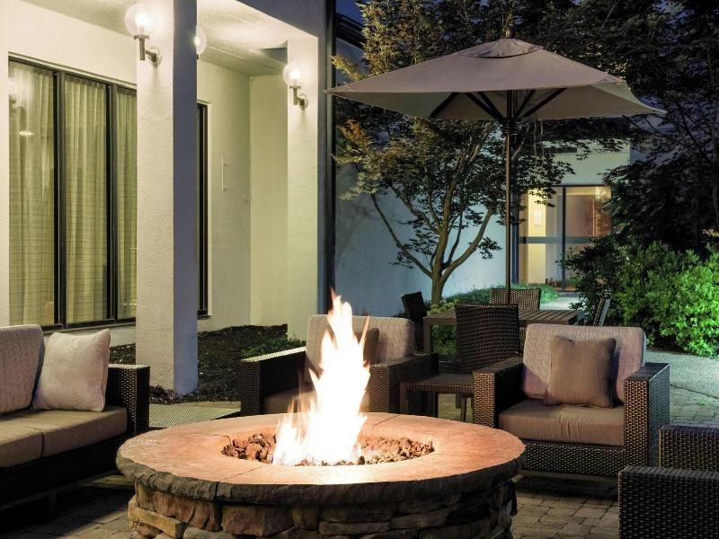 Courtyard Cincinnati Blue Ash image