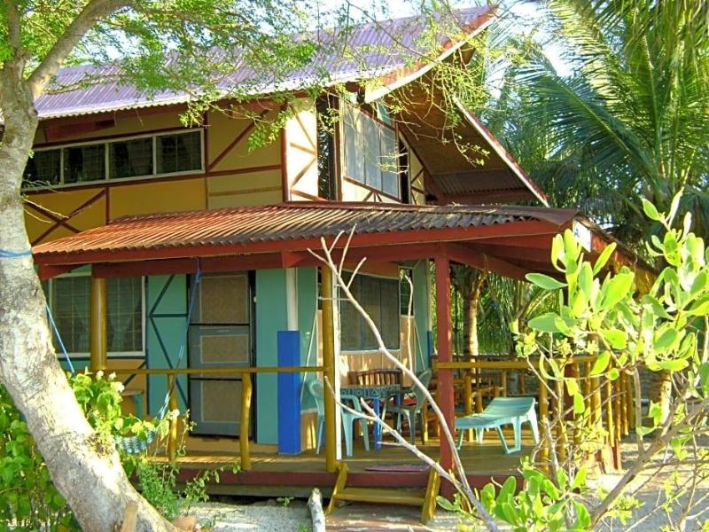 Casa De La Playa image
