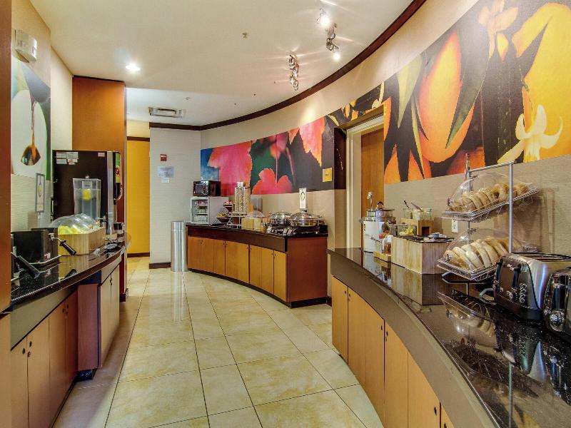 Fairfield Inn & Suites Palm Coast I-95 — photo 7