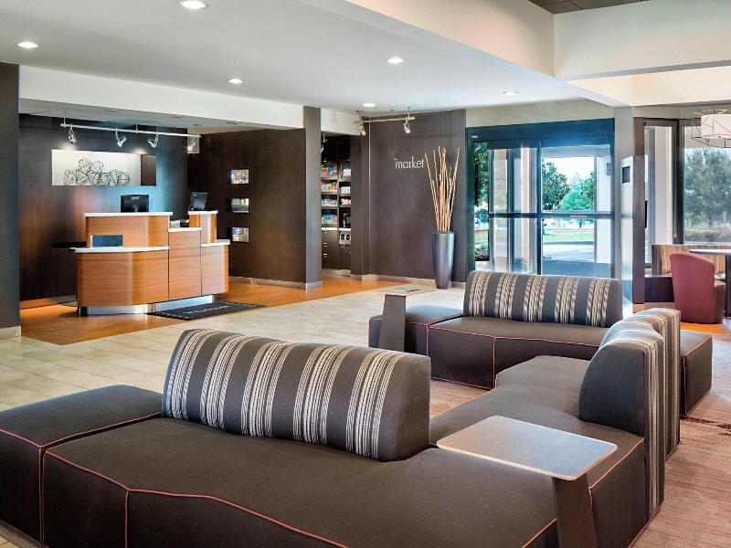 Courtyard Dallas Arlington/Entertainment District image