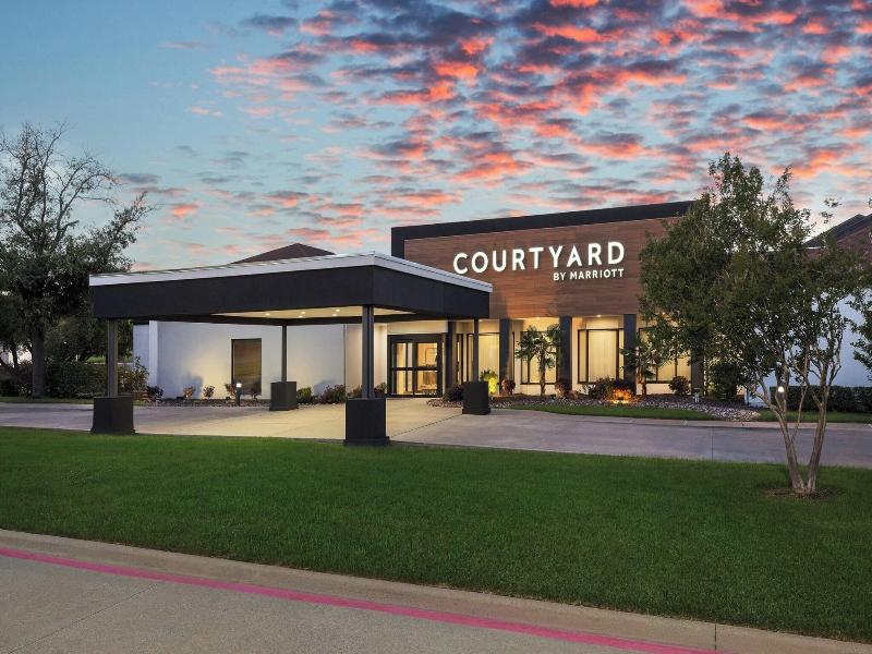 Courtyard Dallas-Fort Worth/Bedford image