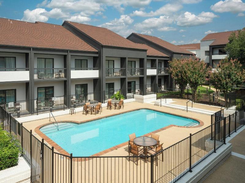 Courtyard Dallas-Fort Worth/Bedford image