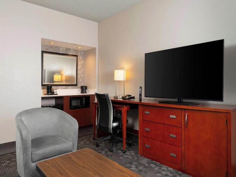 Courtyard Dallas-Fort Worth/Bedford image
