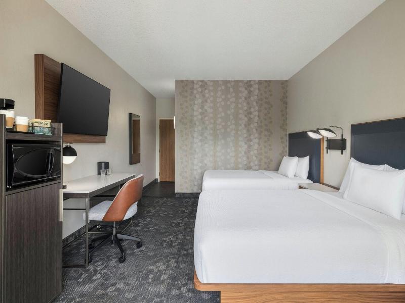 Courtyard Dallas-Fort Worth/Bedford image