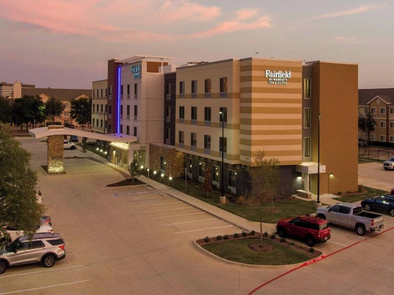 Fairfield Inn & Suites Dallas DFW Airport North image