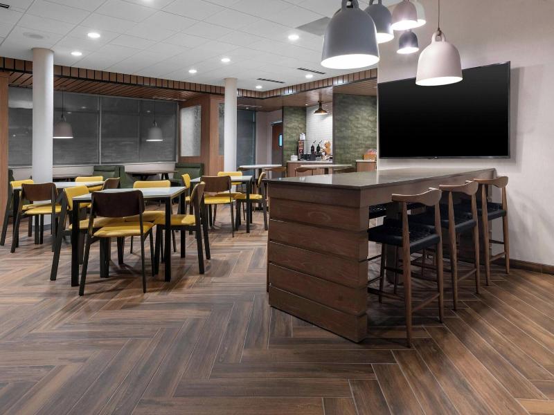 Fairfield Inn & Suites Dallas DFW Airport North image