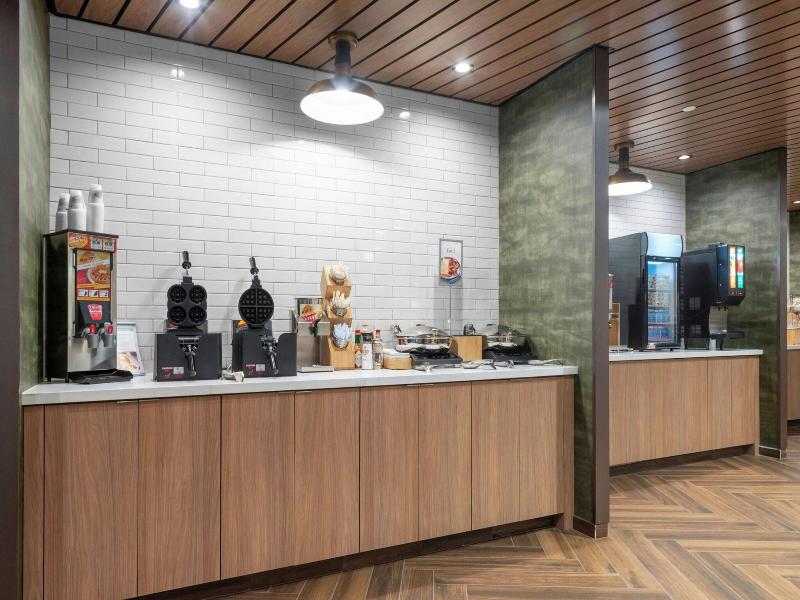 Fairfield Inn & Suites Dallas DFW Airport North image