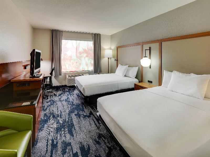 Best Western Plus Las Colinas Inn & Suites image