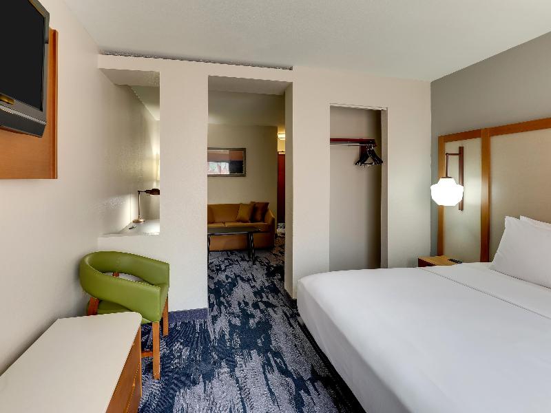 Best Western Plus Las Colinas Inn & Suites image