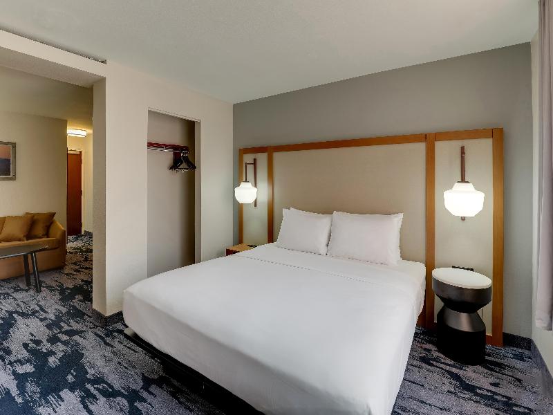 Best Western Plus Las Colinas Inn & Suites image