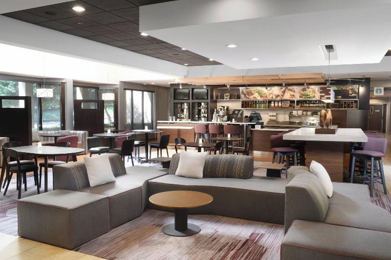 Courtyard Dallas Las Colinas image