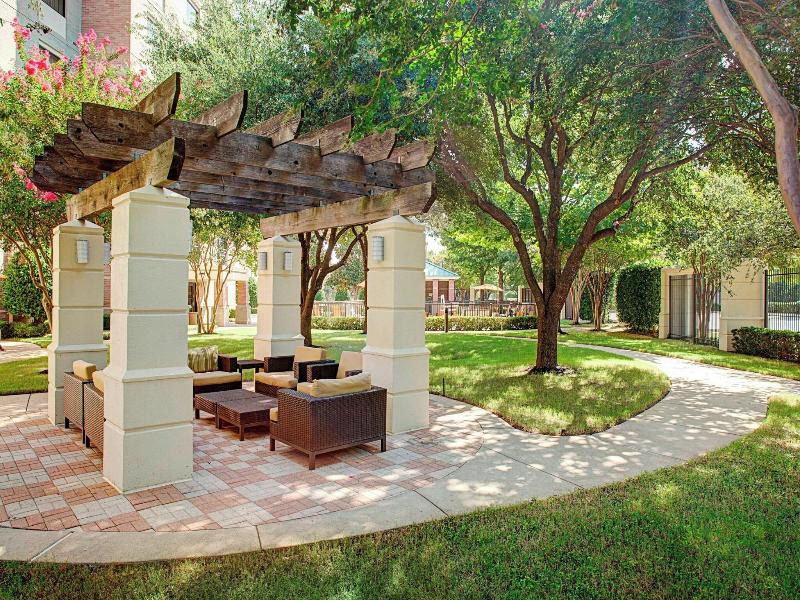 Courtyard Dallas Addison/Quorum Drive image