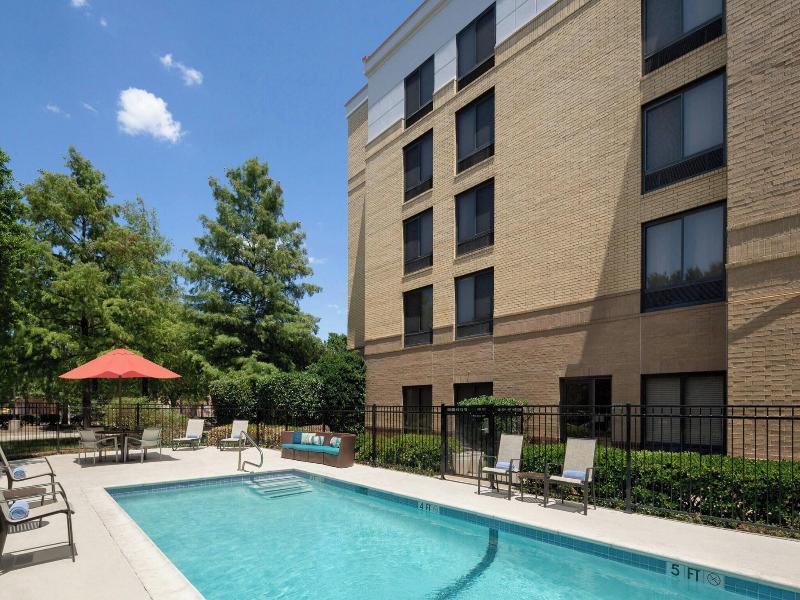 SpringHill Suites Dallas Addison/Quorum Drive image