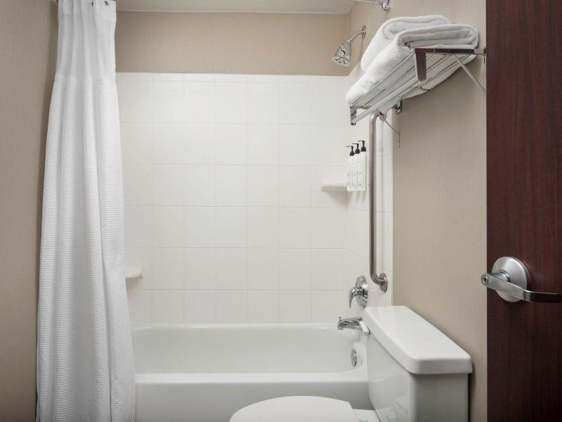 SpringHill Suites Dallas Addison/Quorum Drive image