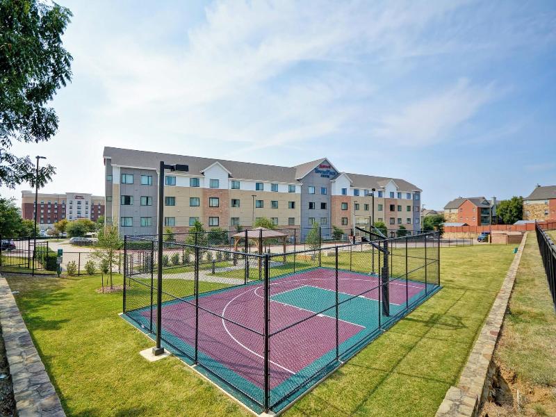 TownePlace Suites Dallas Lewisville image