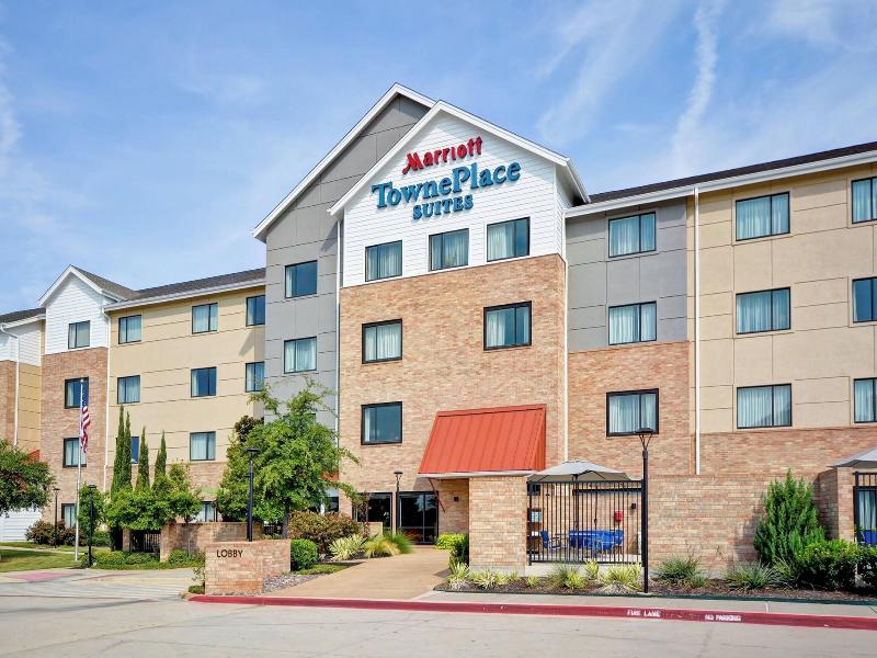 TownePlace Suites Dallas Lewisville image