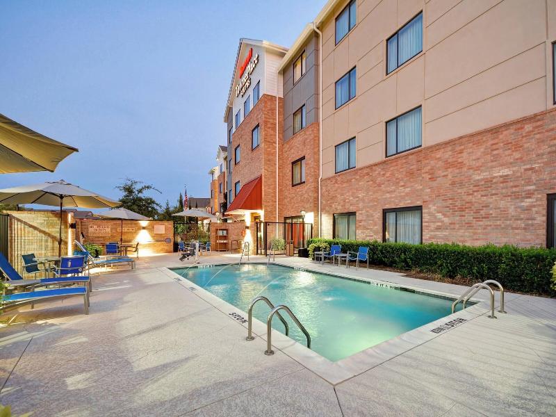 TownePlace Suites Dallas Lewisville image