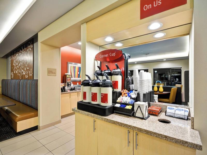 TownePlace Suites Dallas Lewisville image