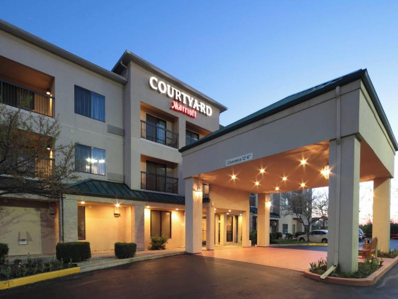 Courtyard Dayton North image