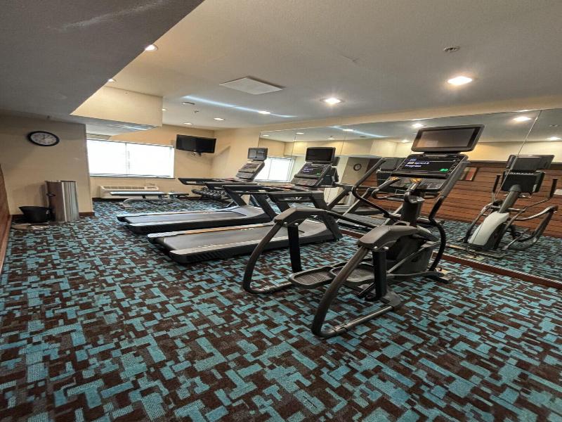 Fairfield Inn & Suites Springfield image