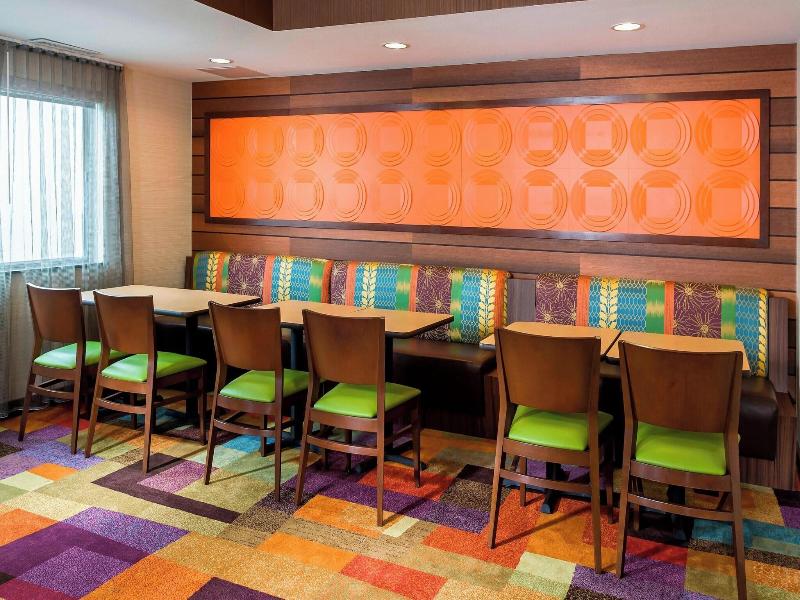 Fairfield Inn & Suites Springfield image