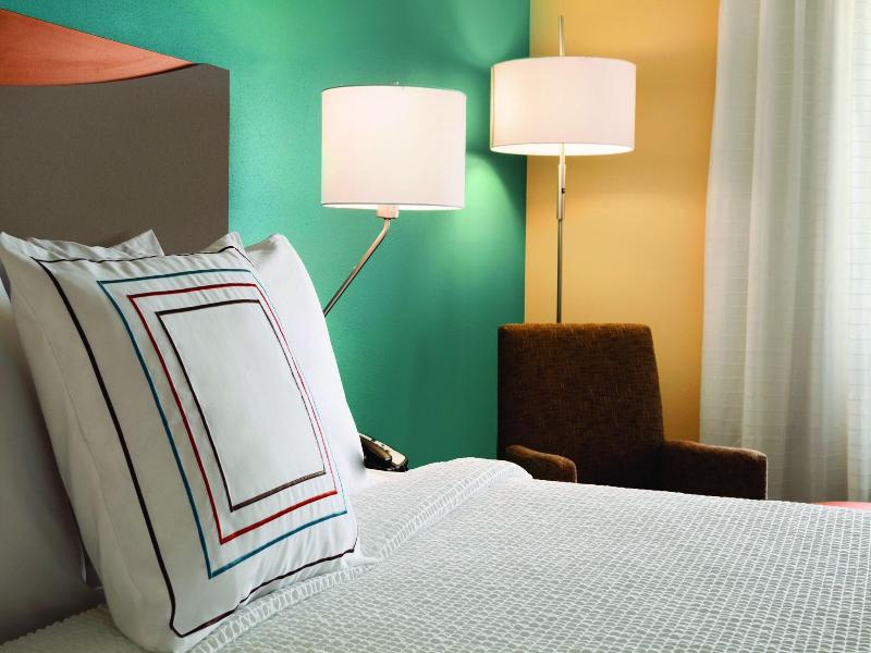 Fairfield Inn & Suites Springfield image