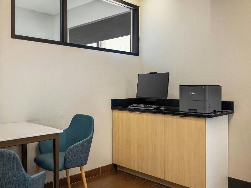TownePlace Suites Dayton North image