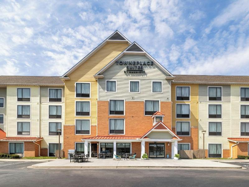 TownePlace Suites Dayton North image
