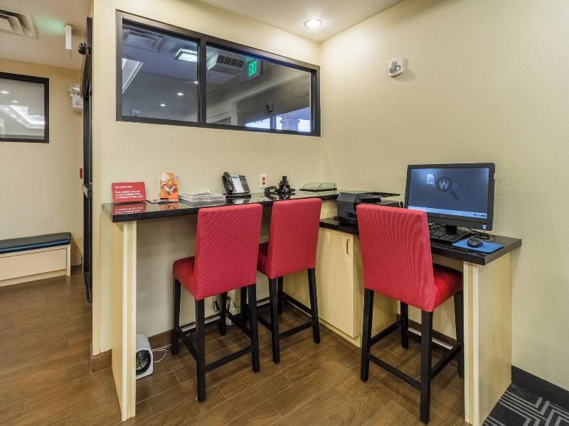 TownePlace Suites Dayton North image