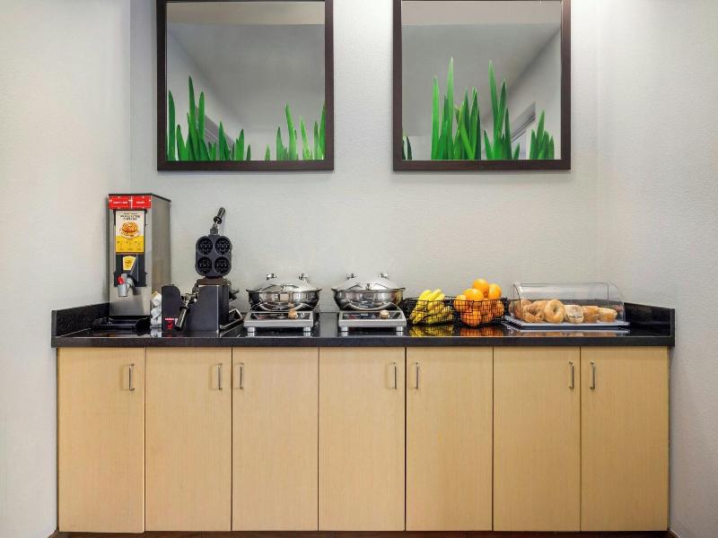 TownePlace Suites Dayton North image