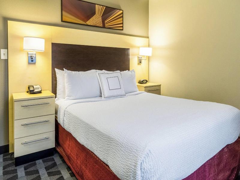 TownePlace Suites Dayton North image