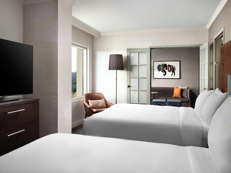 Renaissance Boulder Flatiron Hotel image 10