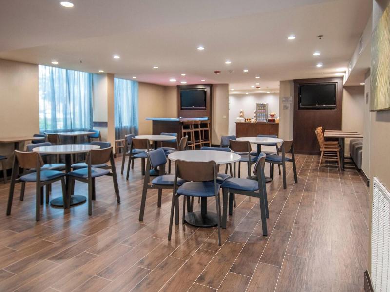 Fairfield Inn & Suites Dallas DFW Airport South image