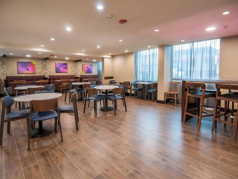 Fairfield Inn & Suites Dallas DFW Airport South image