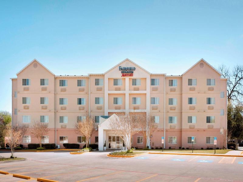 Fairfield Inn & Suites Fort Worth University Drive image