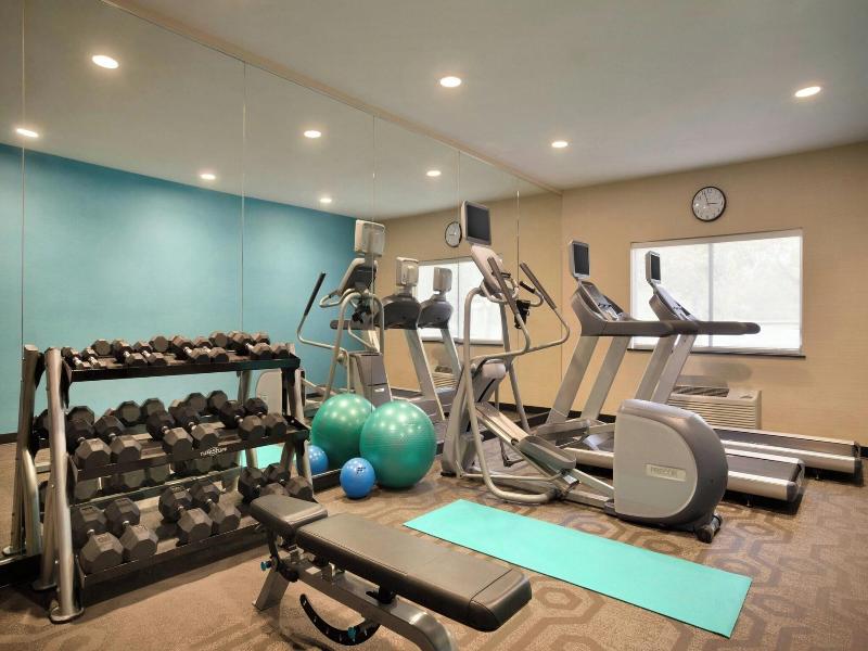 Fairfield Inn & Suites Fort Worth University Drive image